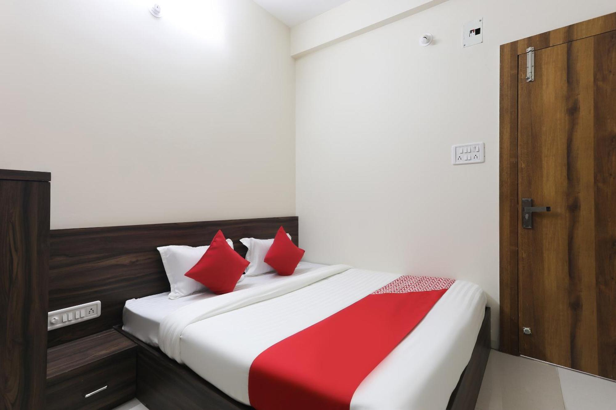 Hotel O La Flora Indore Exterior foto